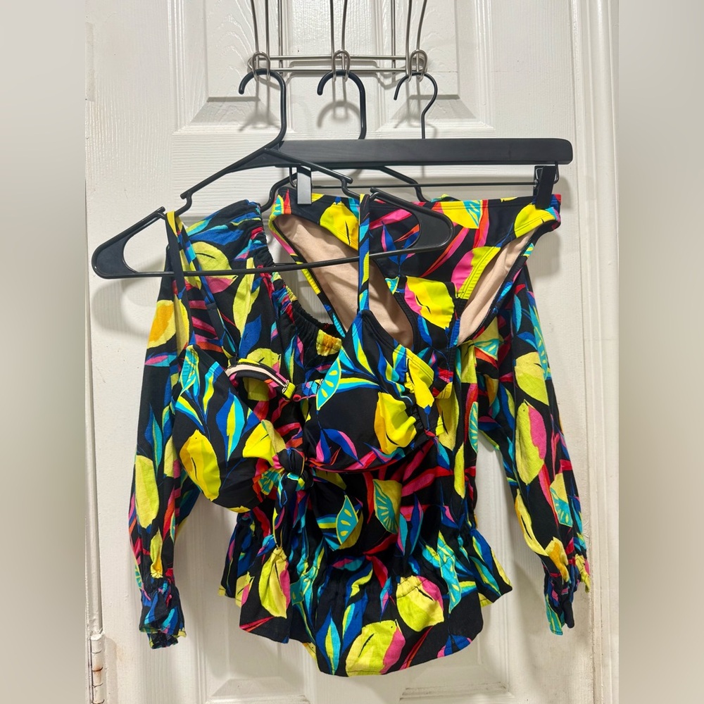 Swim Matching Set: Bikini & Top-Womens Size M/ Bottoms-Womens Size S!!!